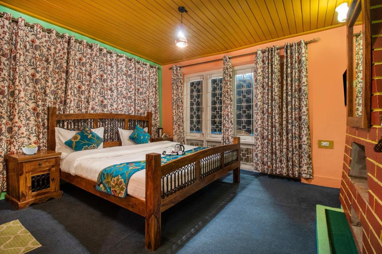 Hotel Little Silver Pahalgām Eksteriør billede