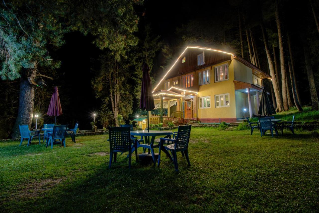 Hotel Little Silver Pahalgām Eksteriør billede