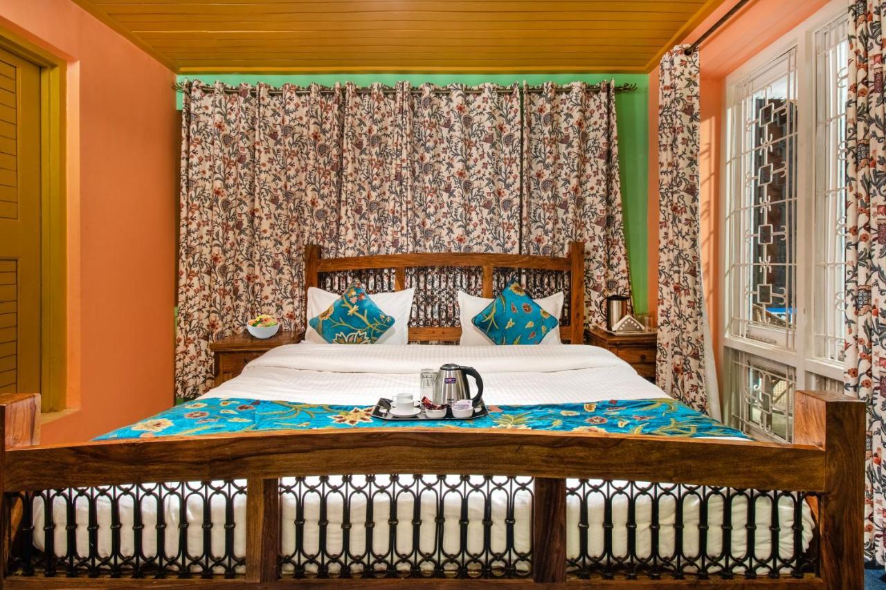 Hotel Little Silver Pahalgām Eksteriør billede