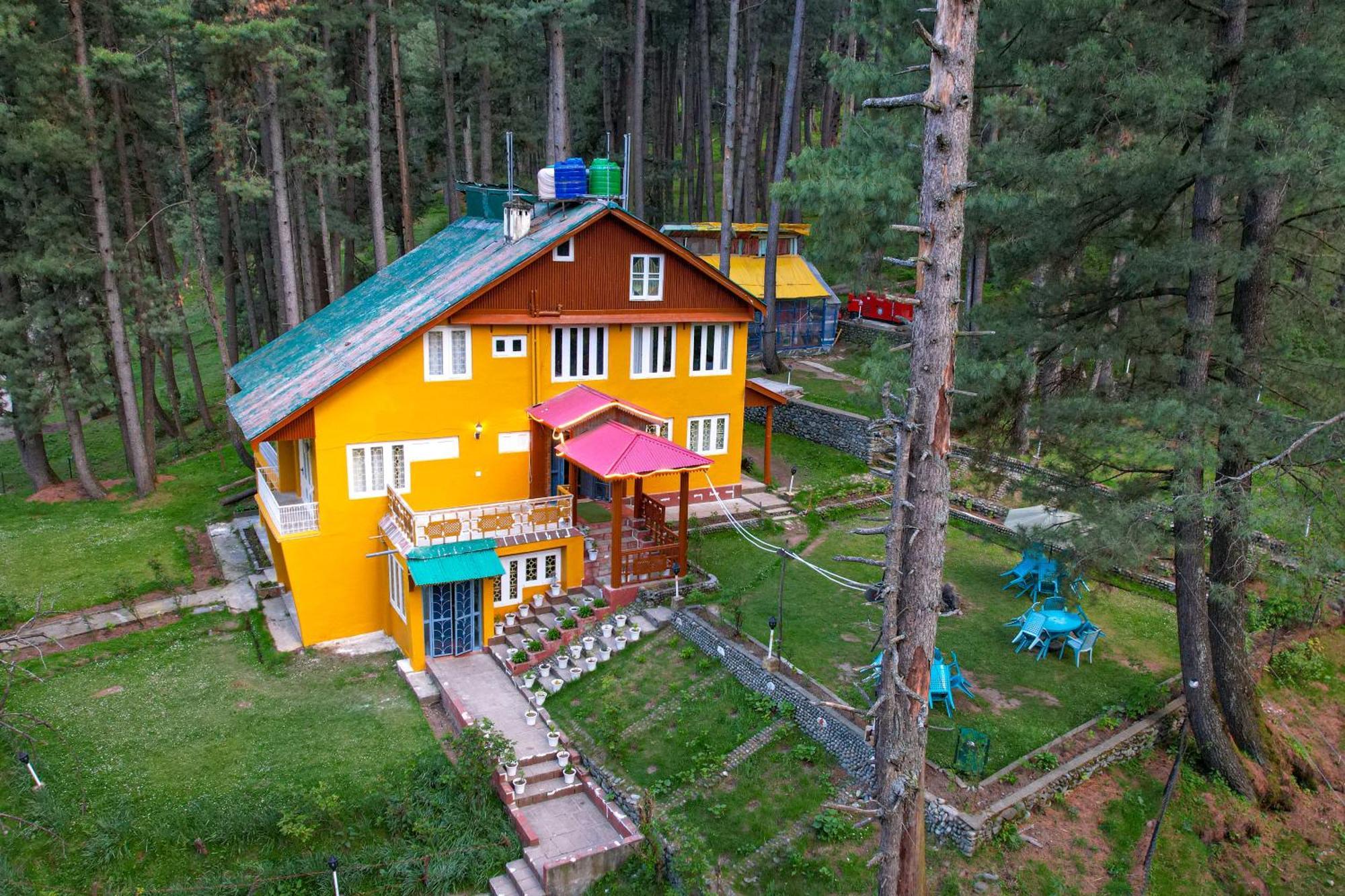 Hotel Little Silver Pahalgām Eksteriør billede